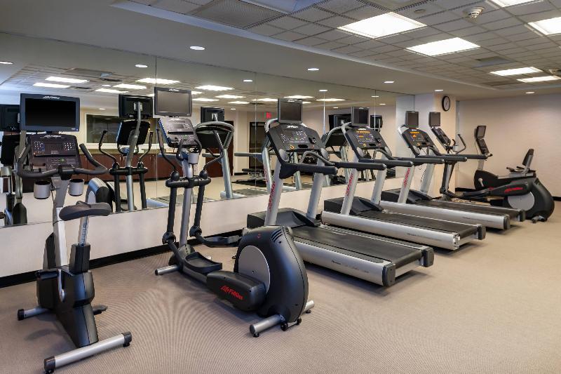 Express & North Shore By Ihg 4*