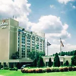 Holiday Inn Pittsburgh-International Airport