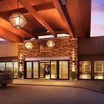 Doubletree By Hilton Pittsburgh-Green Tree