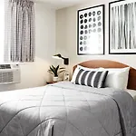 Intown Suites Extended Stay Pittsburgh Pa