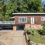 Stylish And Bright 3Bd Home, Amazing Deck, Game Room, Free Parking