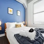 Modern Downtown Loft Near Pnc Park