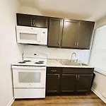 Cozy 1Br Retreat - Private - Near City
