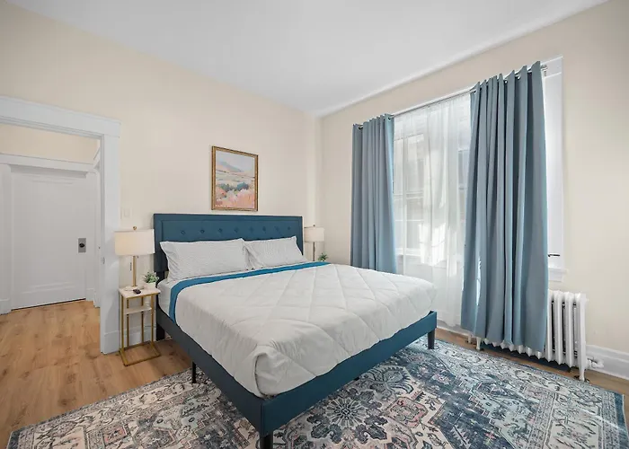 Unique Highland Park 2 Bdr Loft Sleeps 5