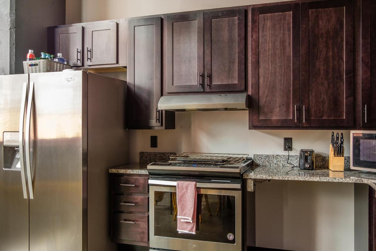 Apartamento Frontdesk 1627 Penn Ave Apts Strip District Pittsburgh