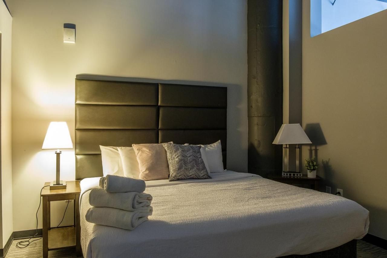 Apartamento Frontdesk 1627 Penn Ave Apts Strip District Pittsburgh Pittsburgh