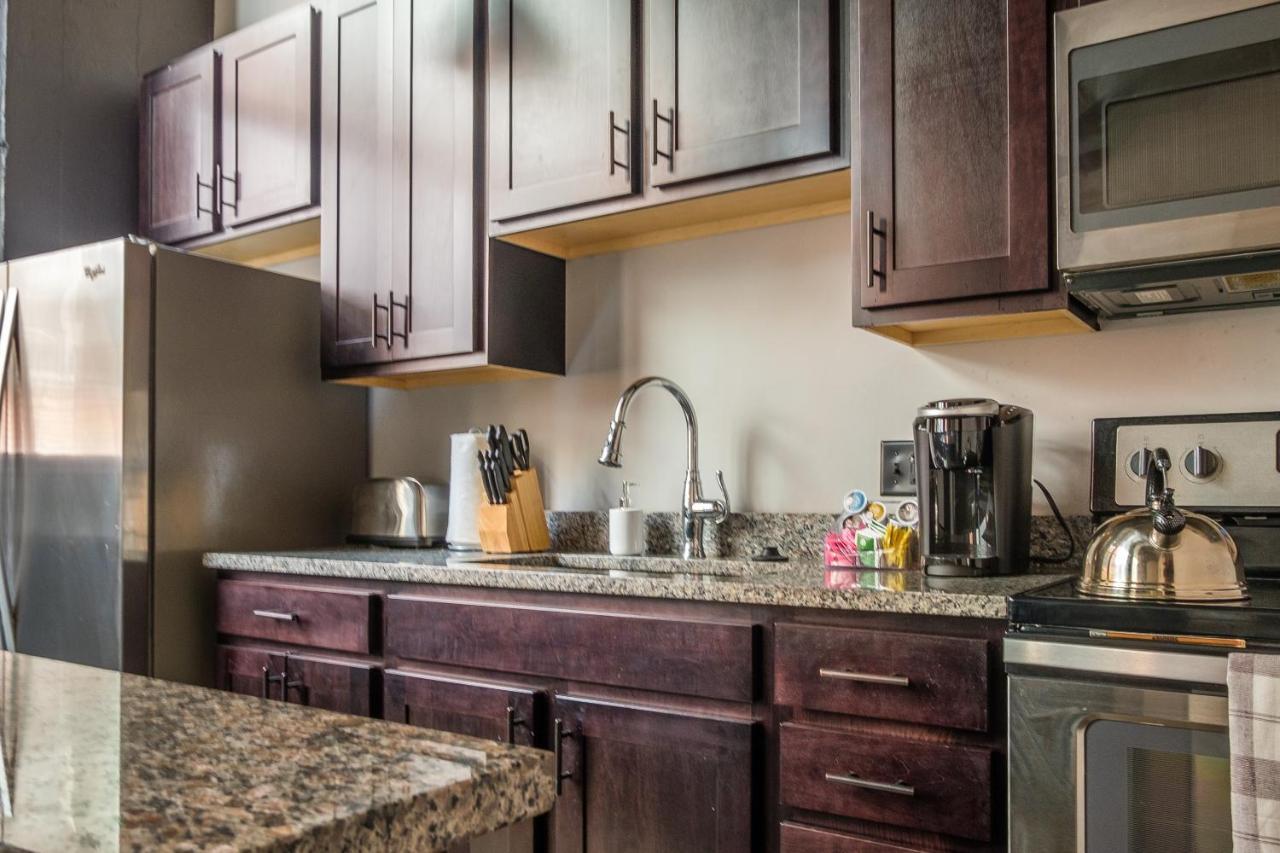 Apartamento Frontdesk 1627 Penn Ave Apts Strip District Pittsburgh Pittsburgh