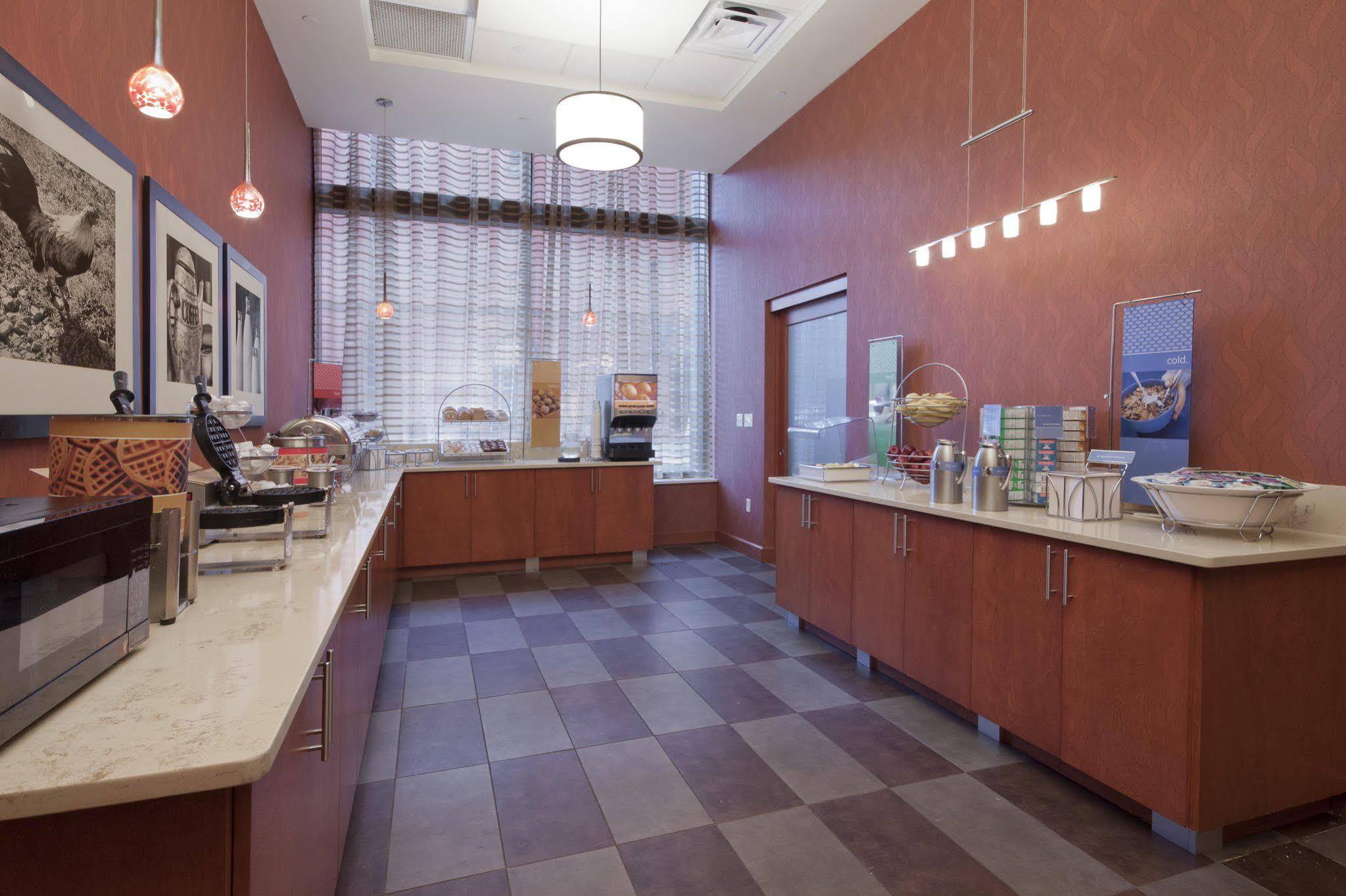 Hampton & Downtown 3* Pittsburgh