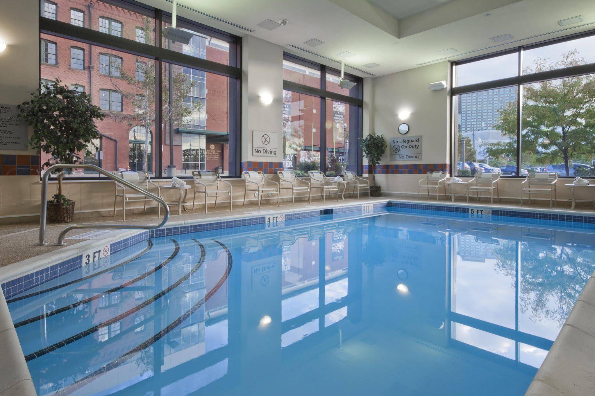 Hotel Hampton & Downtown Pittsburgh