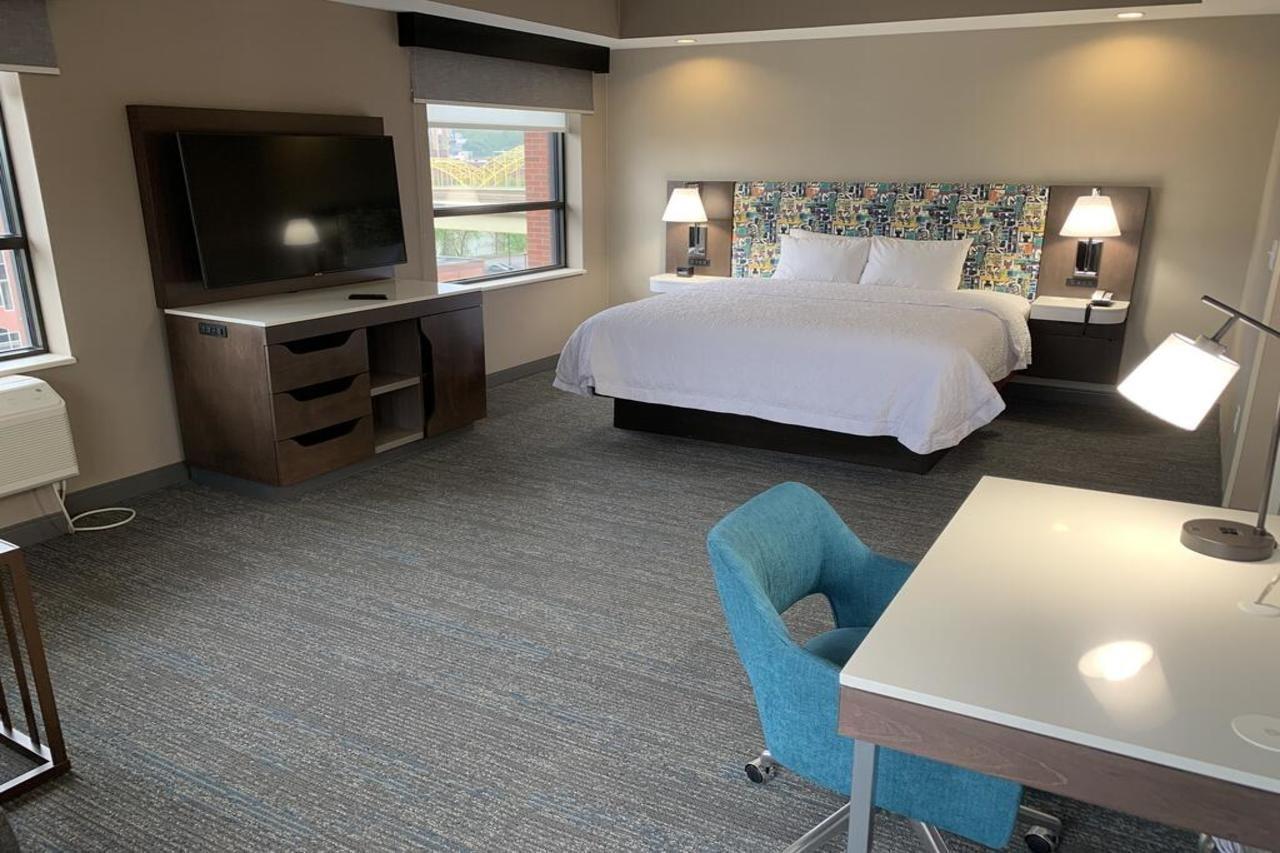 Hampton & Downtown Hotel Pittsburgh