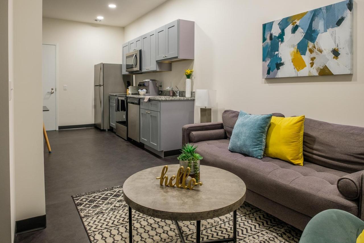 In Pittsburgh's Cultural District By Frontdesk Pittsburgh