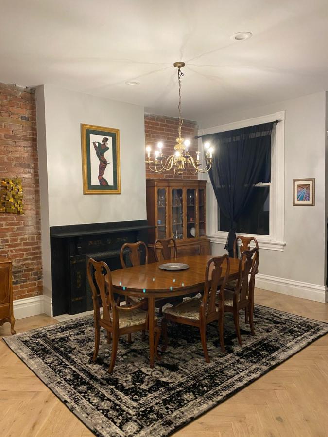 Northside Victorian Bed & Bagels Bed & Breakfast