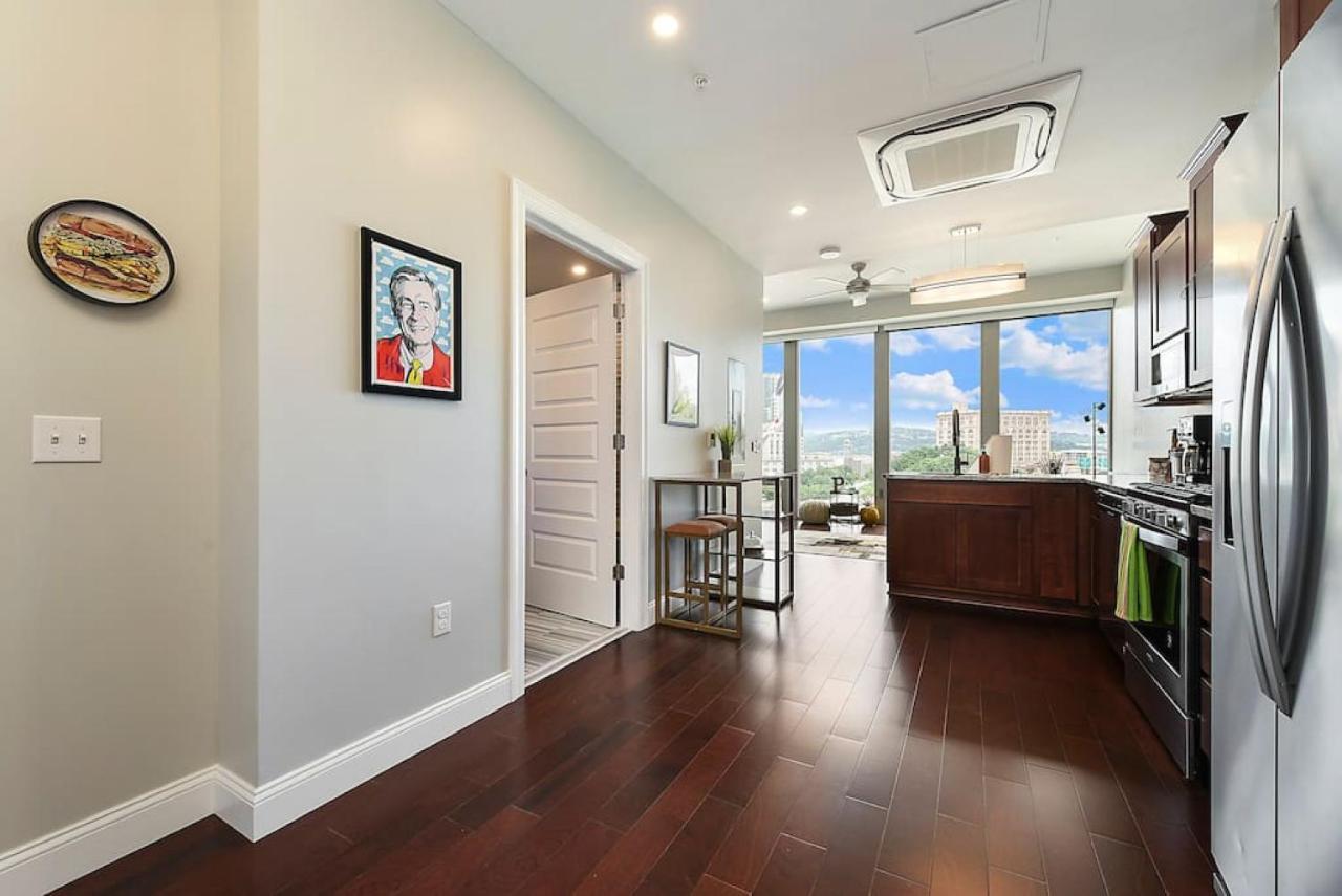 Apartamento Hostwise - Free Parking Downtown - Skyline Views