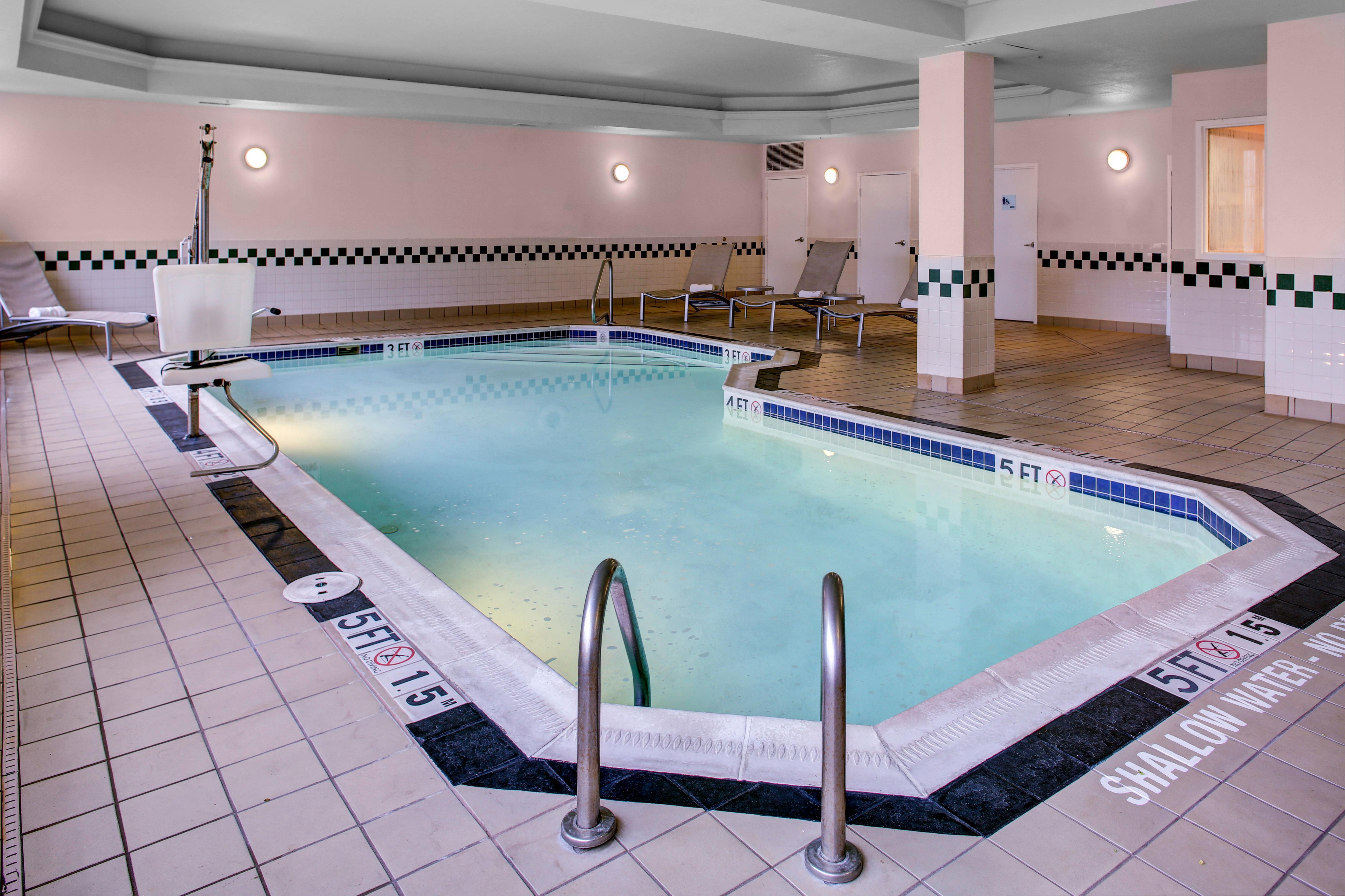 Hotel Express & Pittsburgh-south Side By Ihg 4*