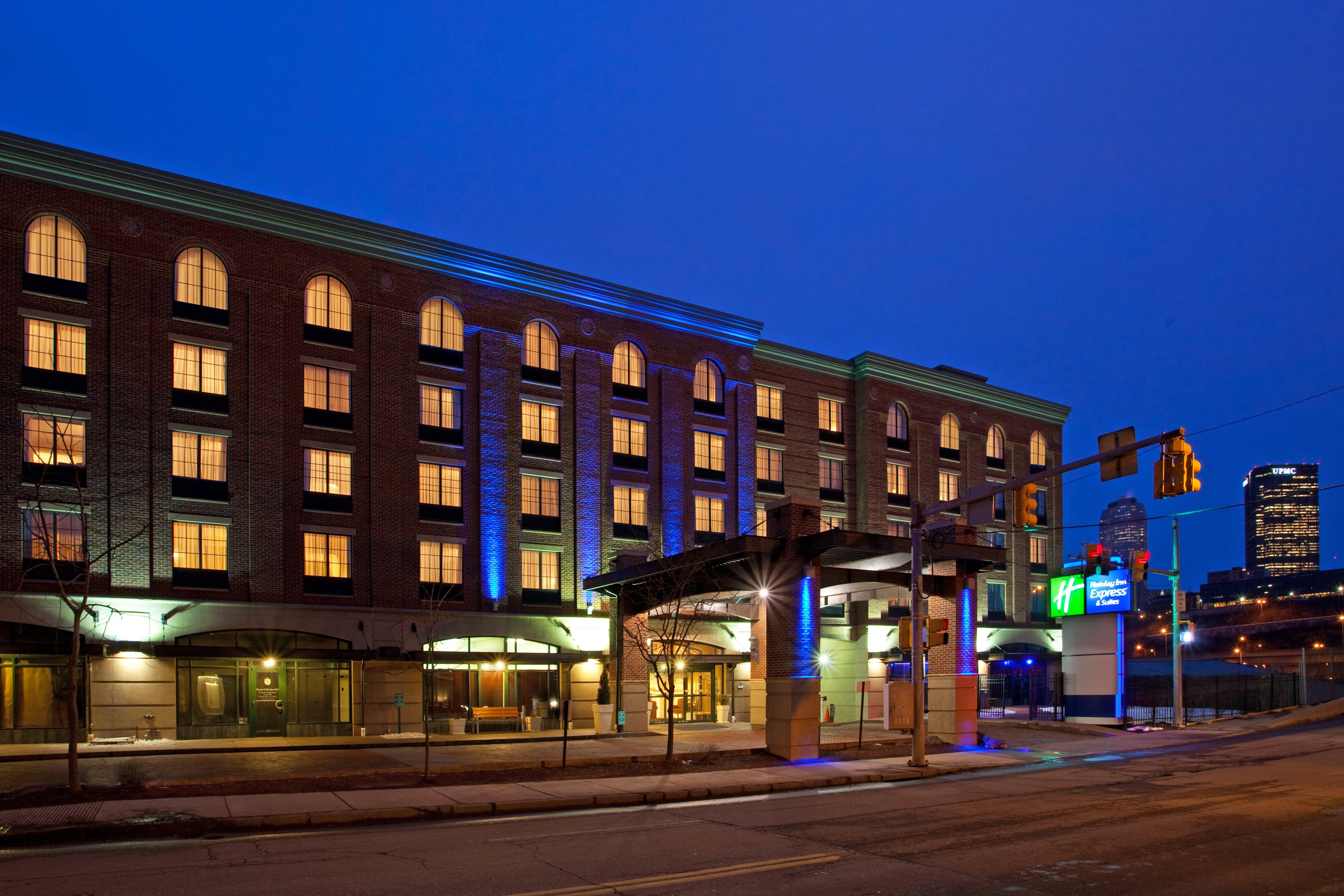 Express & Pittsburgh-south Side By Ihg Hotel