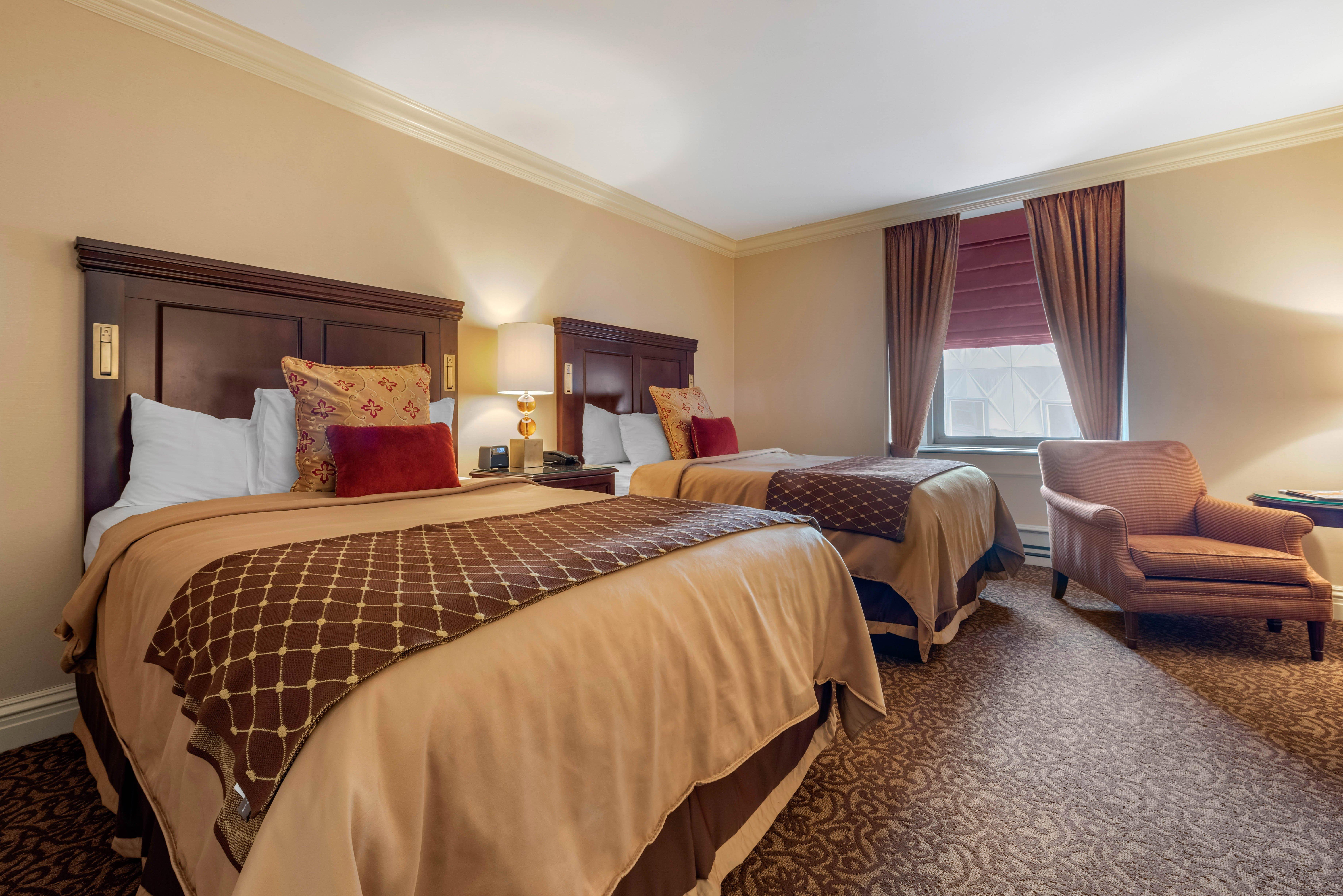 Hotel Omni William Penn 4*