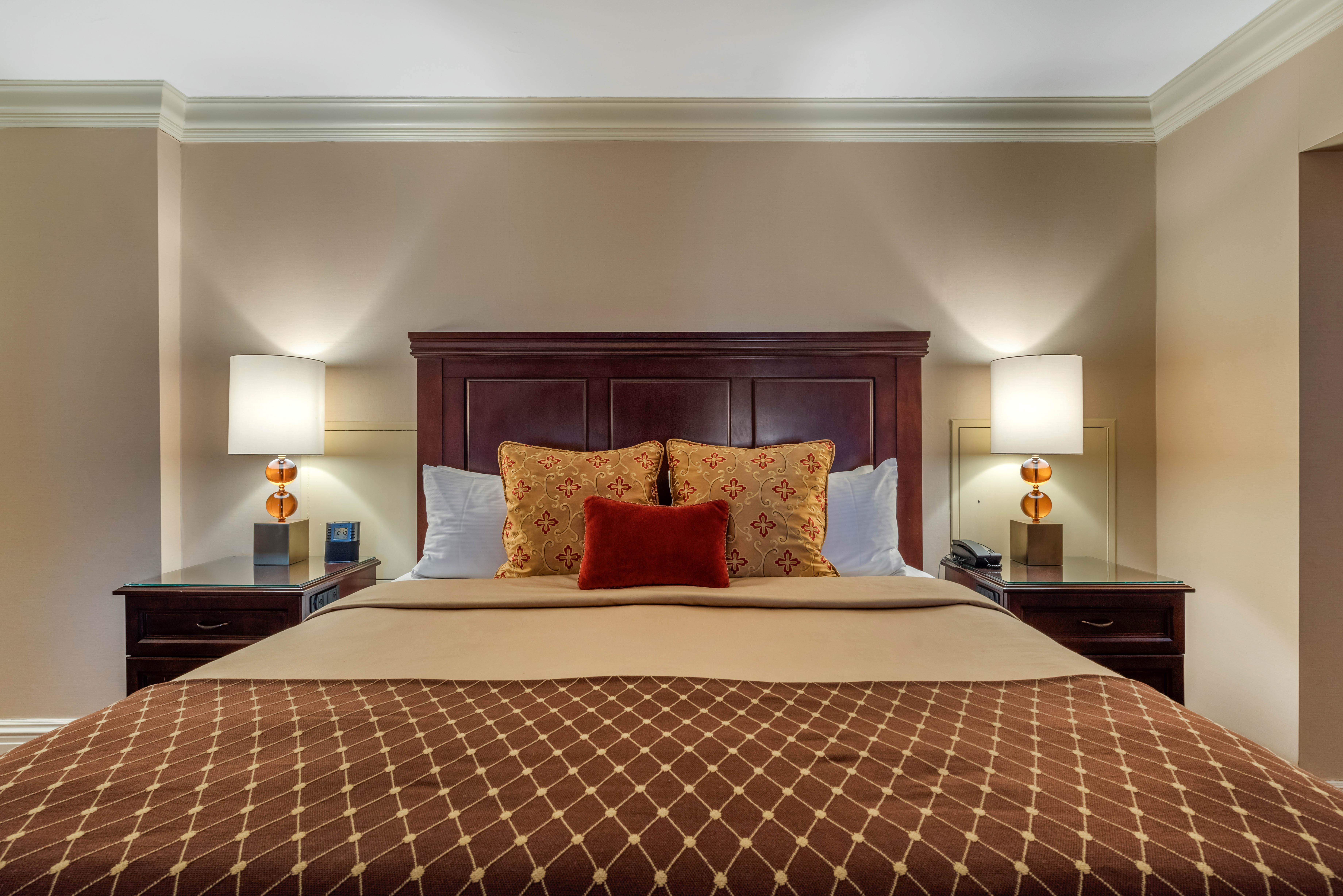 Omni William Penn Hotel 4*