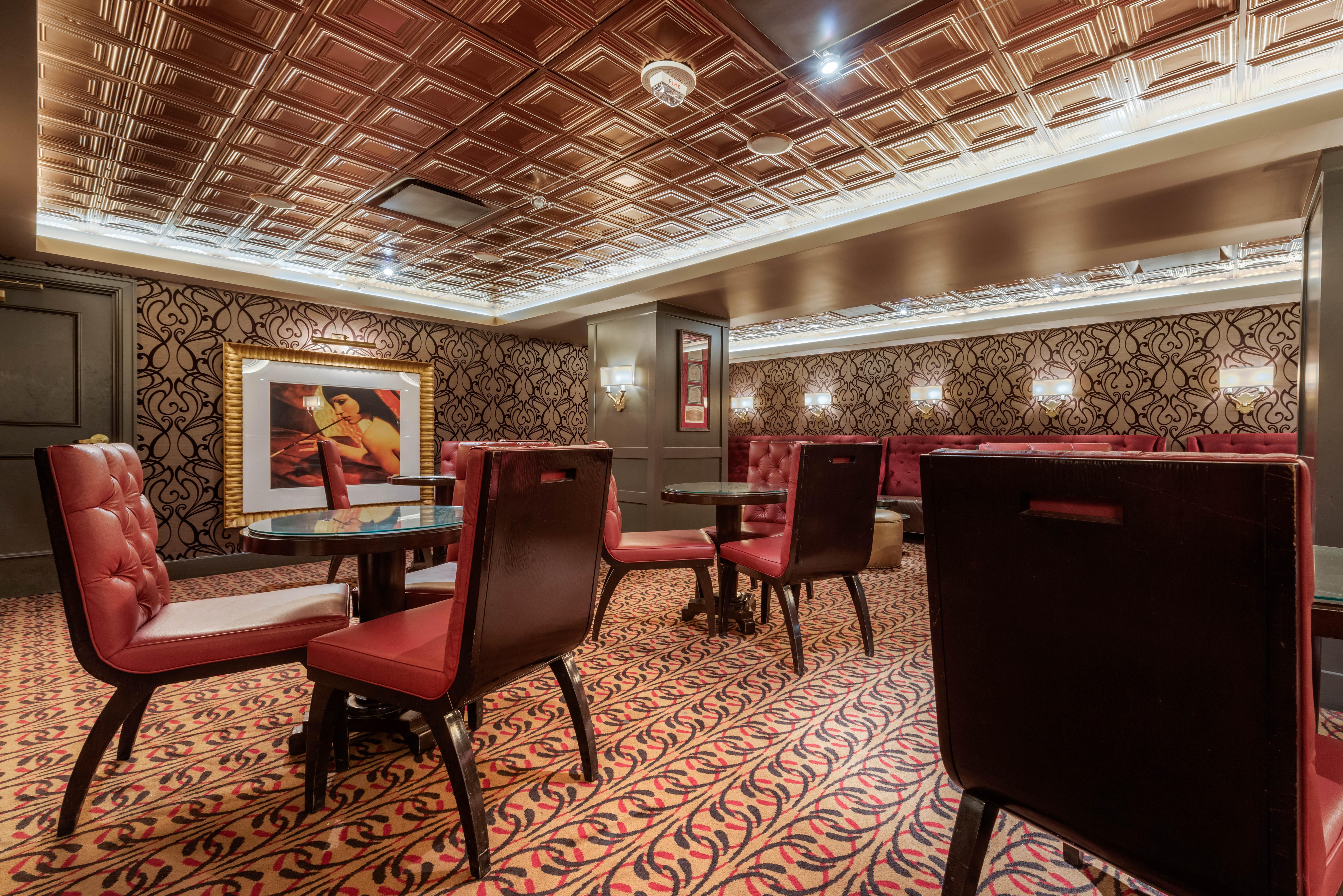 Omni William Penn Hotel 4*