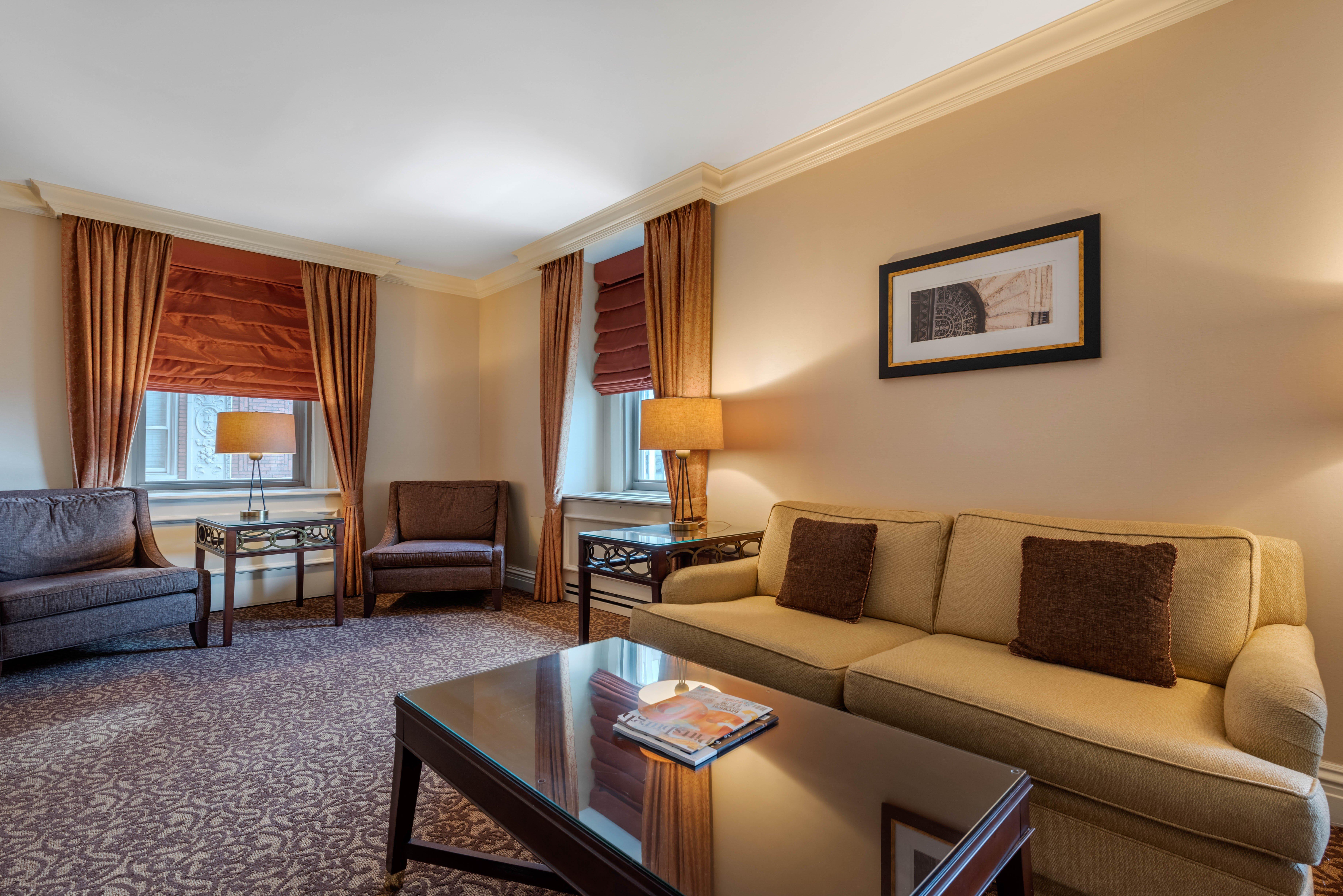 Omni William Penn Hotel 4*