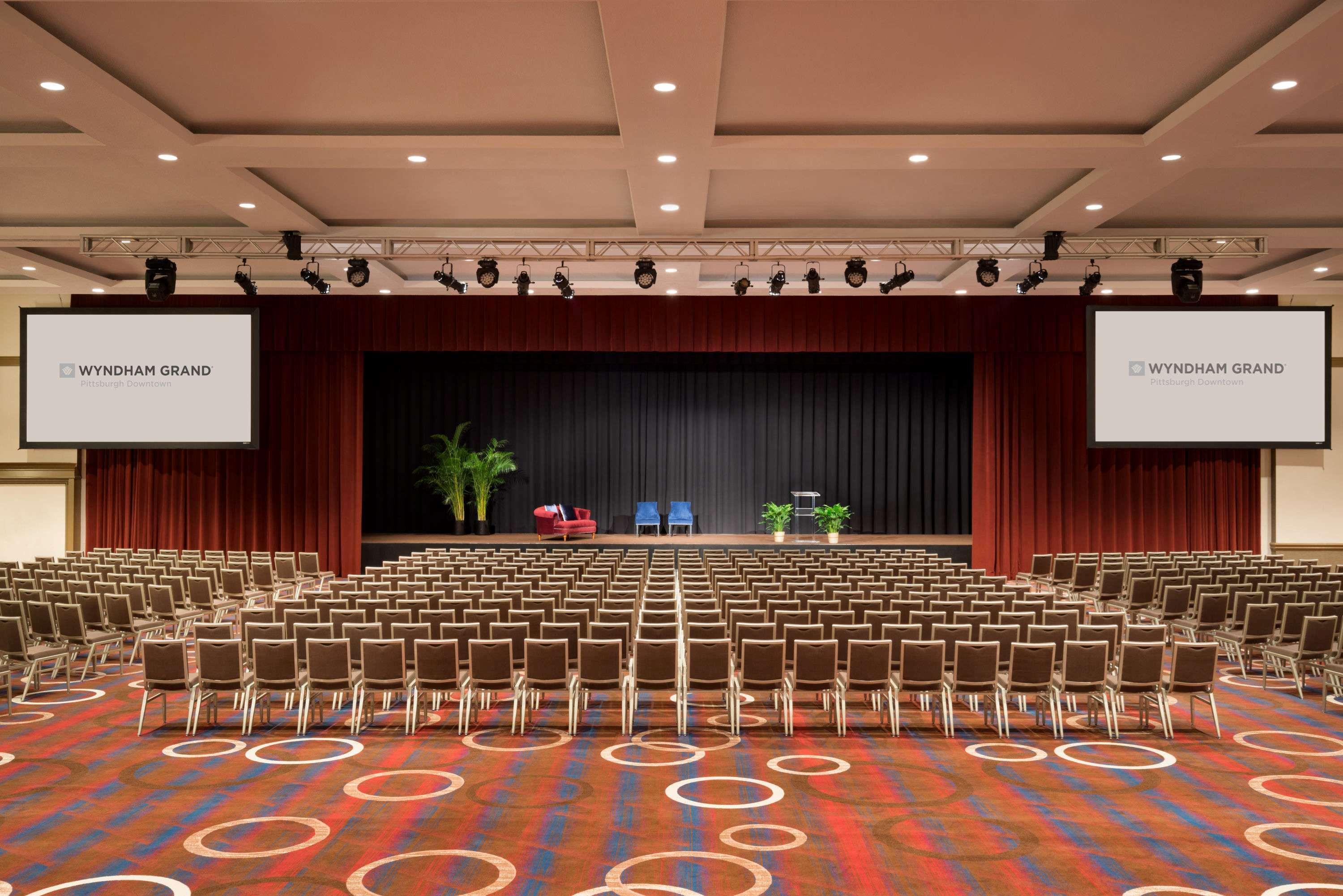 Hotel Wyndham Grand 4*