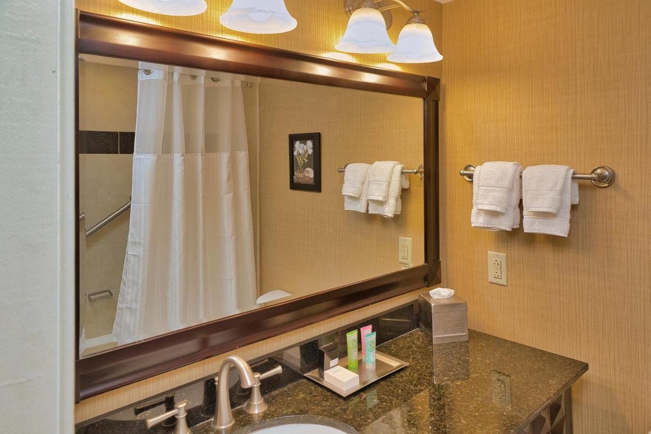 Wyndham Grand Hotel