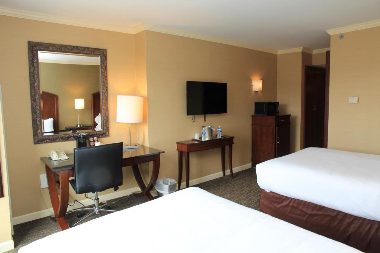 Hotel Wyndham Grand 4*