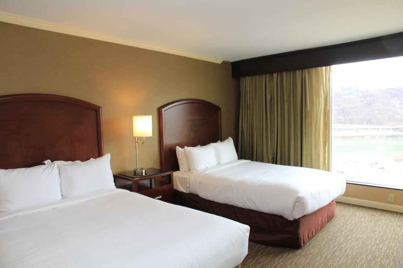 Wyndham Grand Pittsburgh