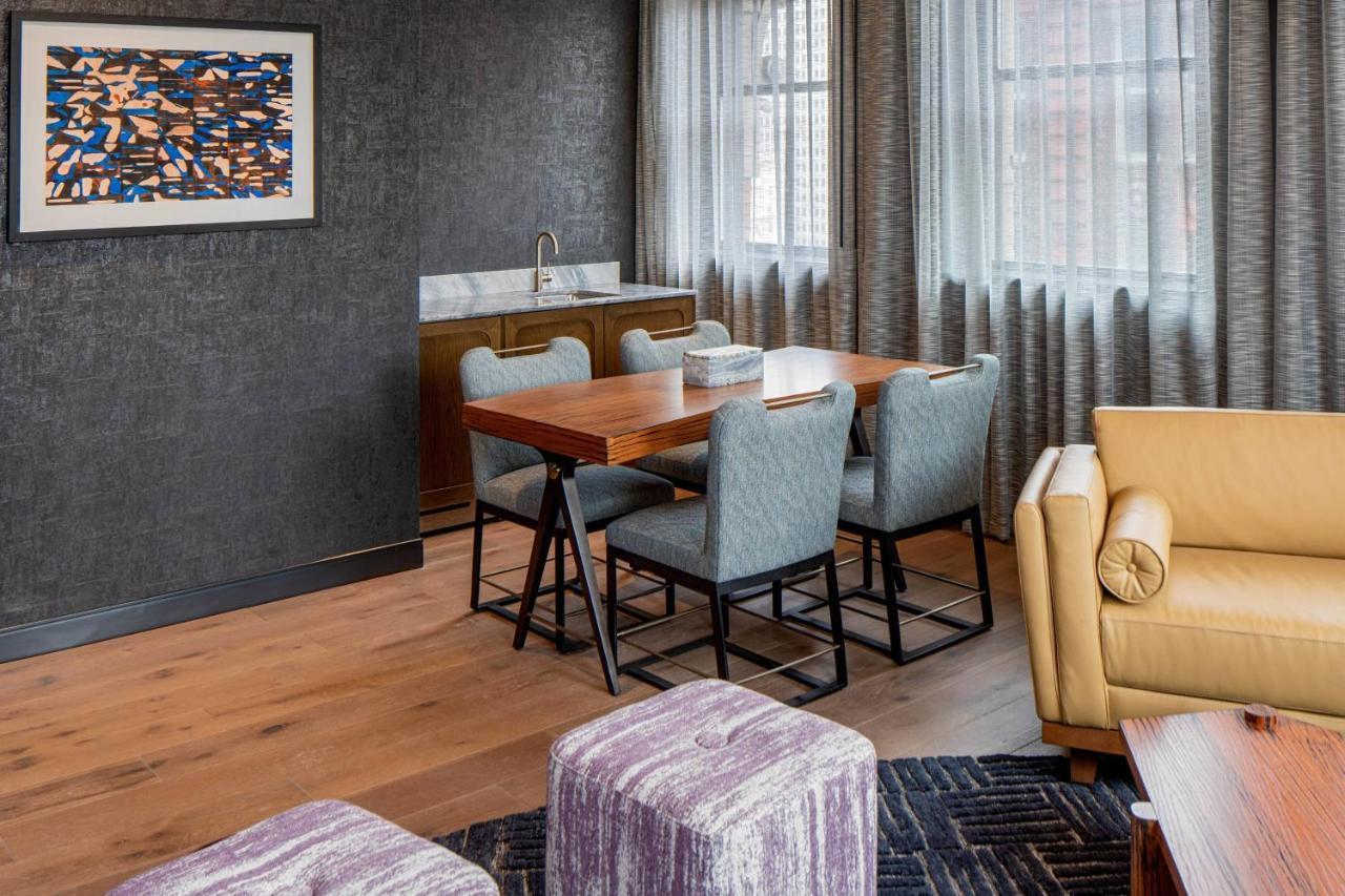 Hotel The Industrialist Hotel, Pittsburgh, Autograph Collection