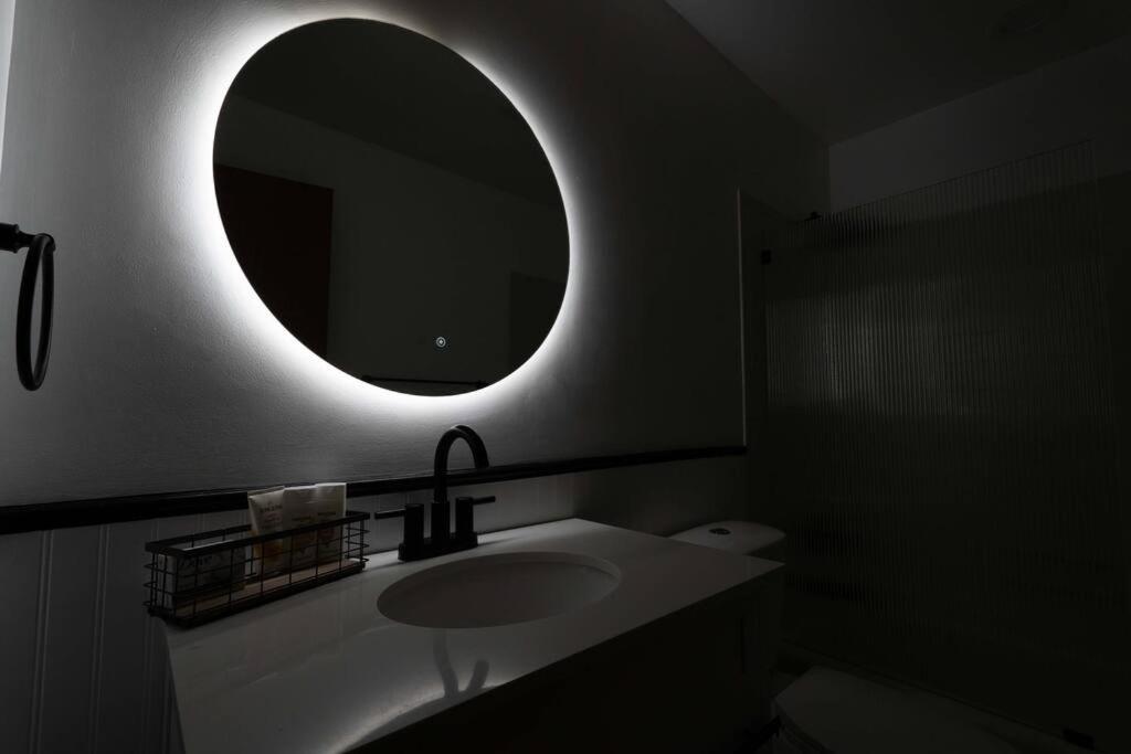 Northside Newly Remodeled Apartment