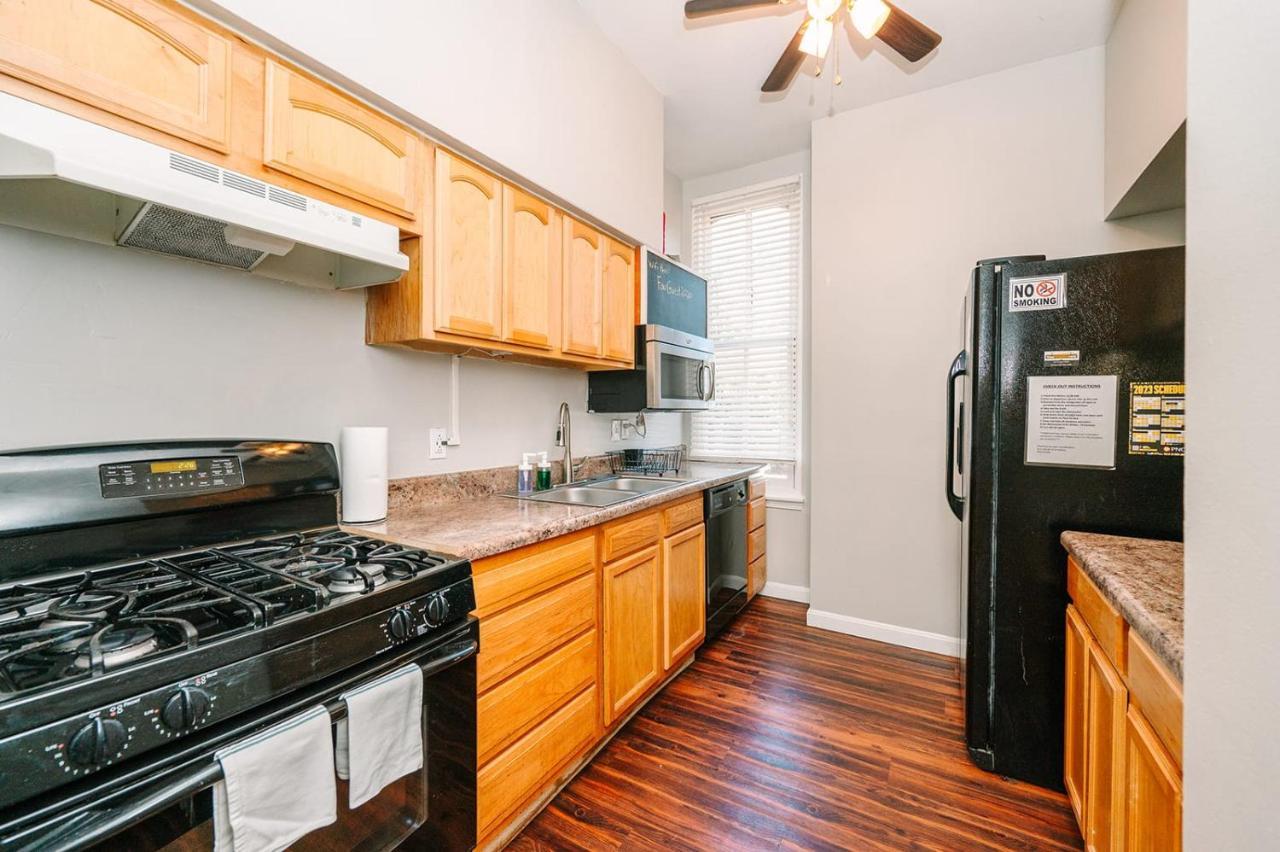 Apartment Pittsburgh's Sports Suite- Free Driveway Parking Pittsburgh