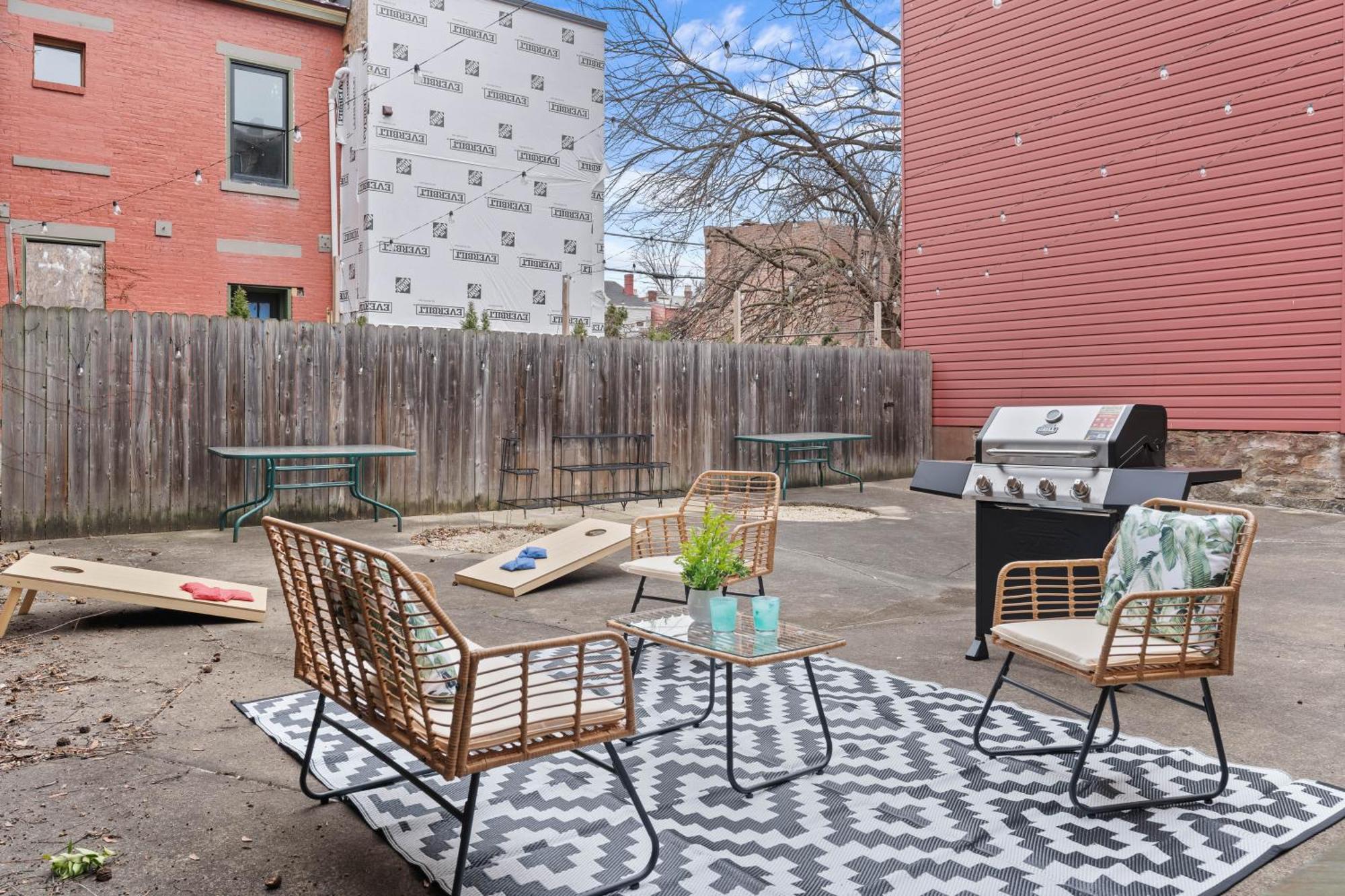 Northside Newly Remodeled Apartment *