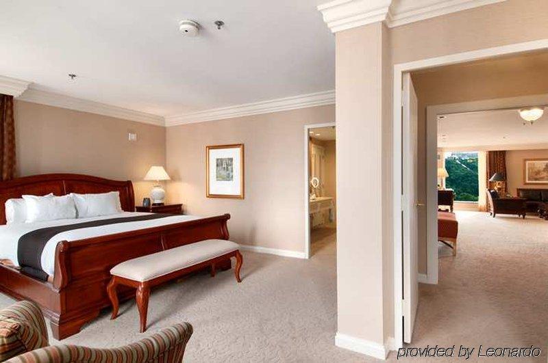 Wyndham Grand Hotel Pittsburgh