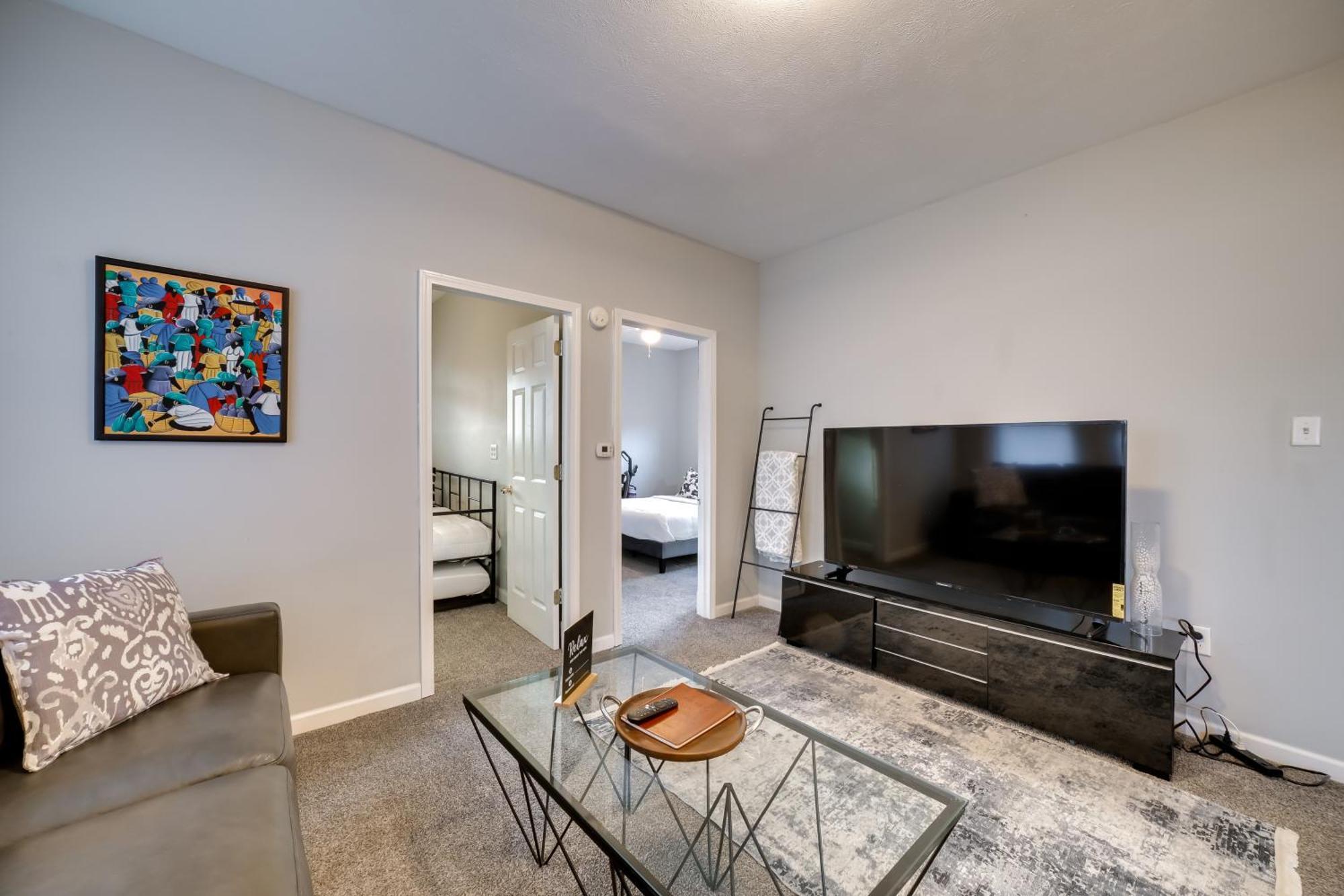Convenient 5 Mi To Downtown! * Pittsburgh