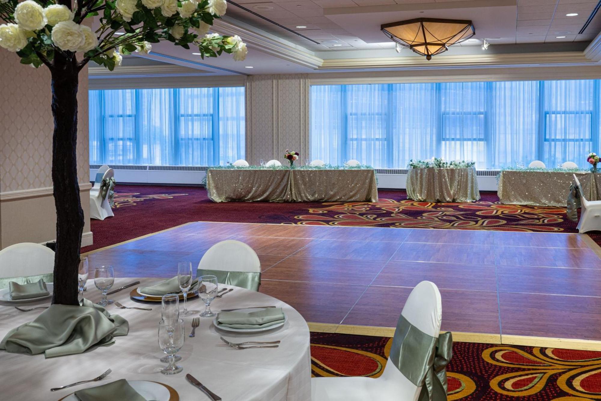Hotel Marriott Center 4*