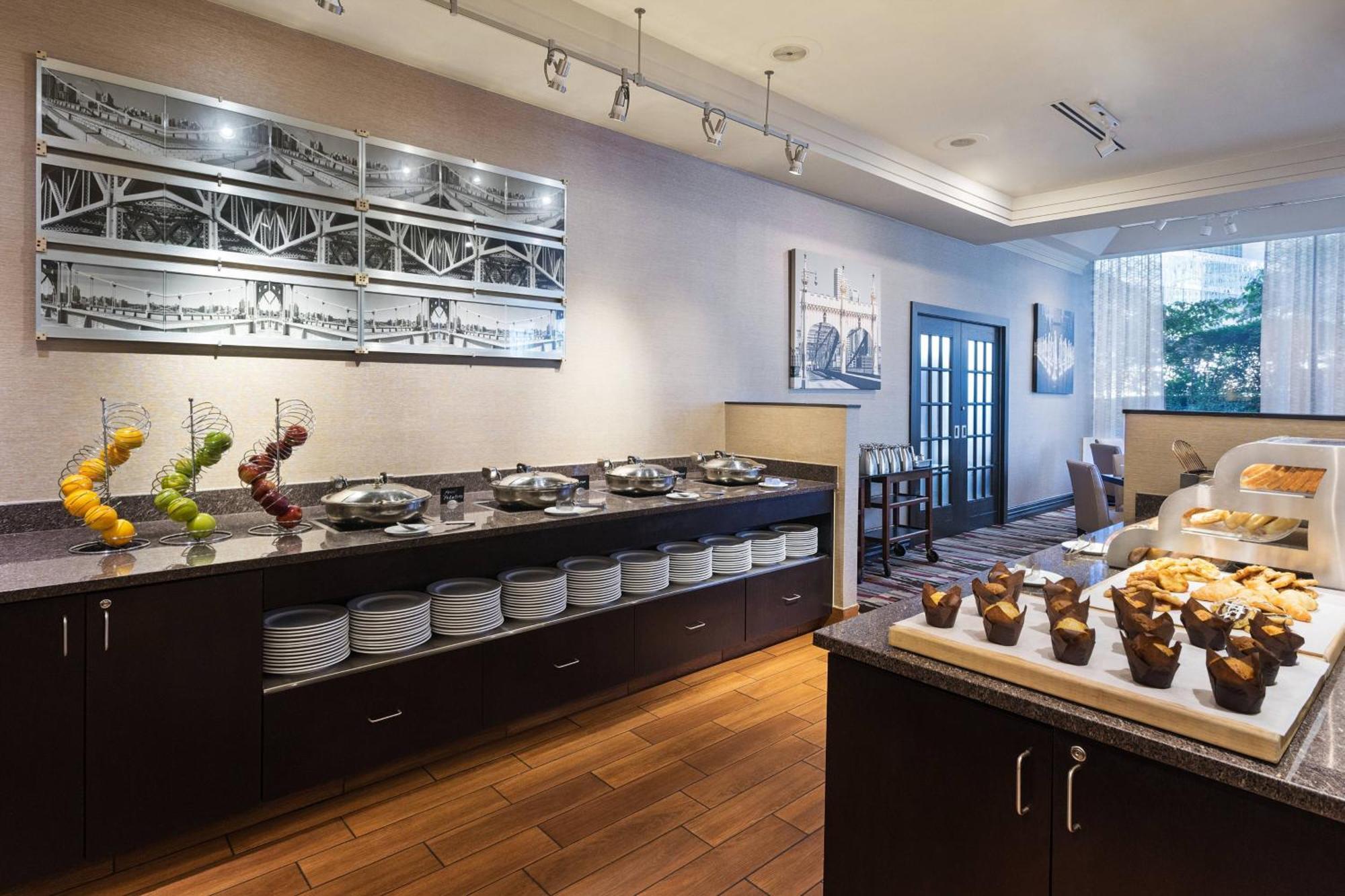 Marriott Center Hotel 4*
