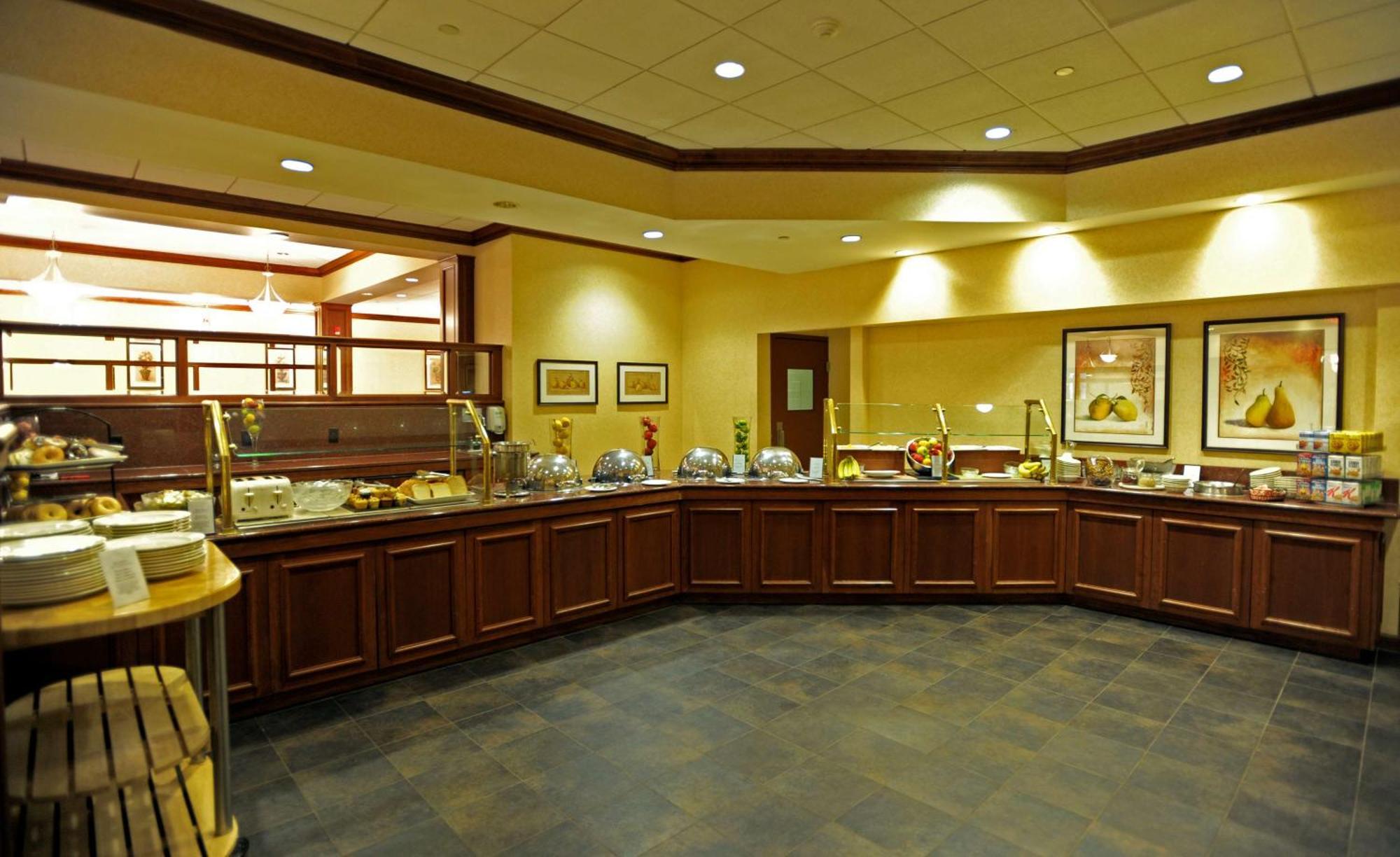 Doubletree By Hilton Pittsburgh-green Tree Hotel Pittsburgh