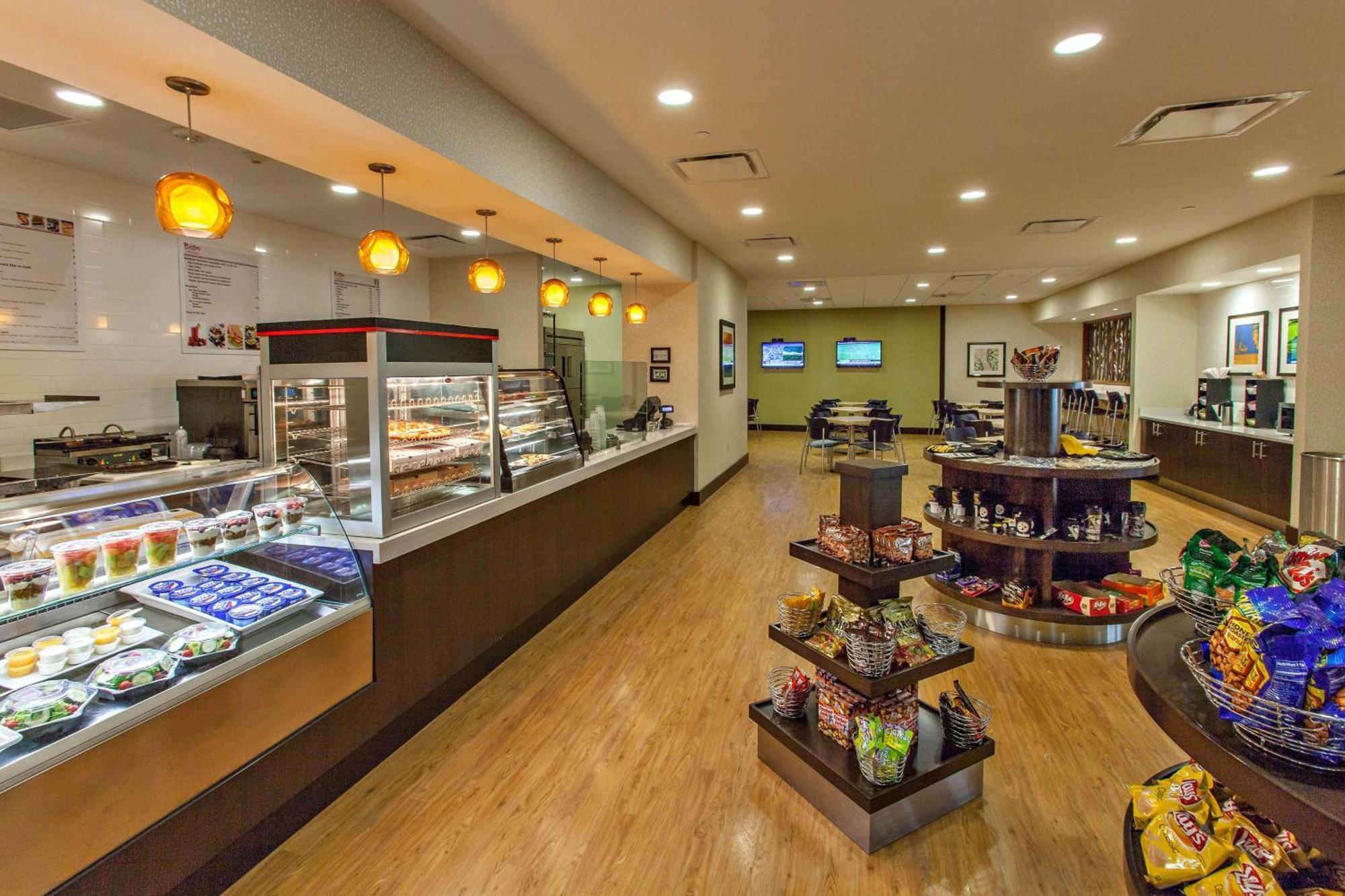 Doubletree By Hilton Pittsburgh-green Tree Hotel Pittsburgh