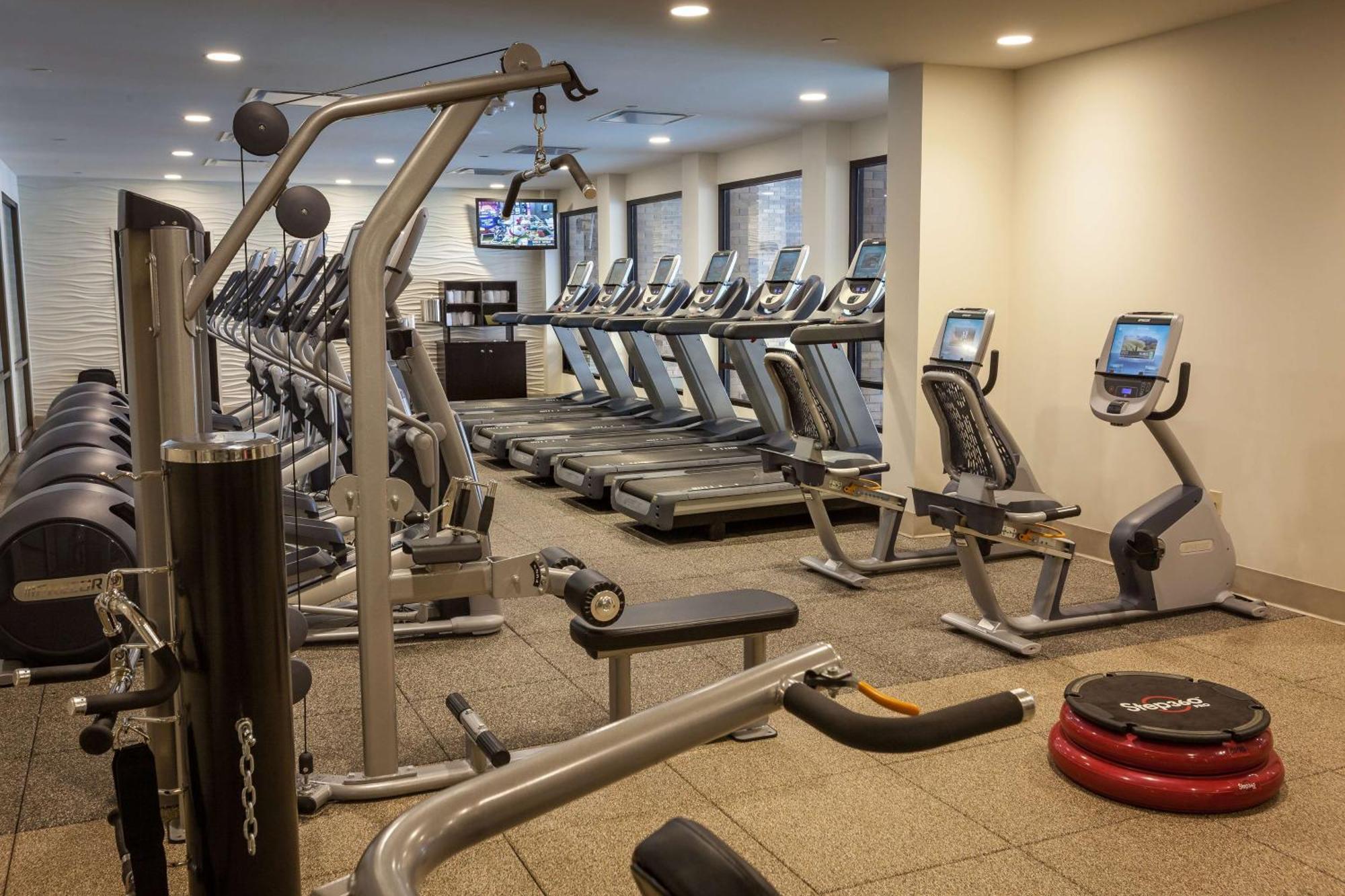 Doubletree By Hilton Pittsburgh-green Tree