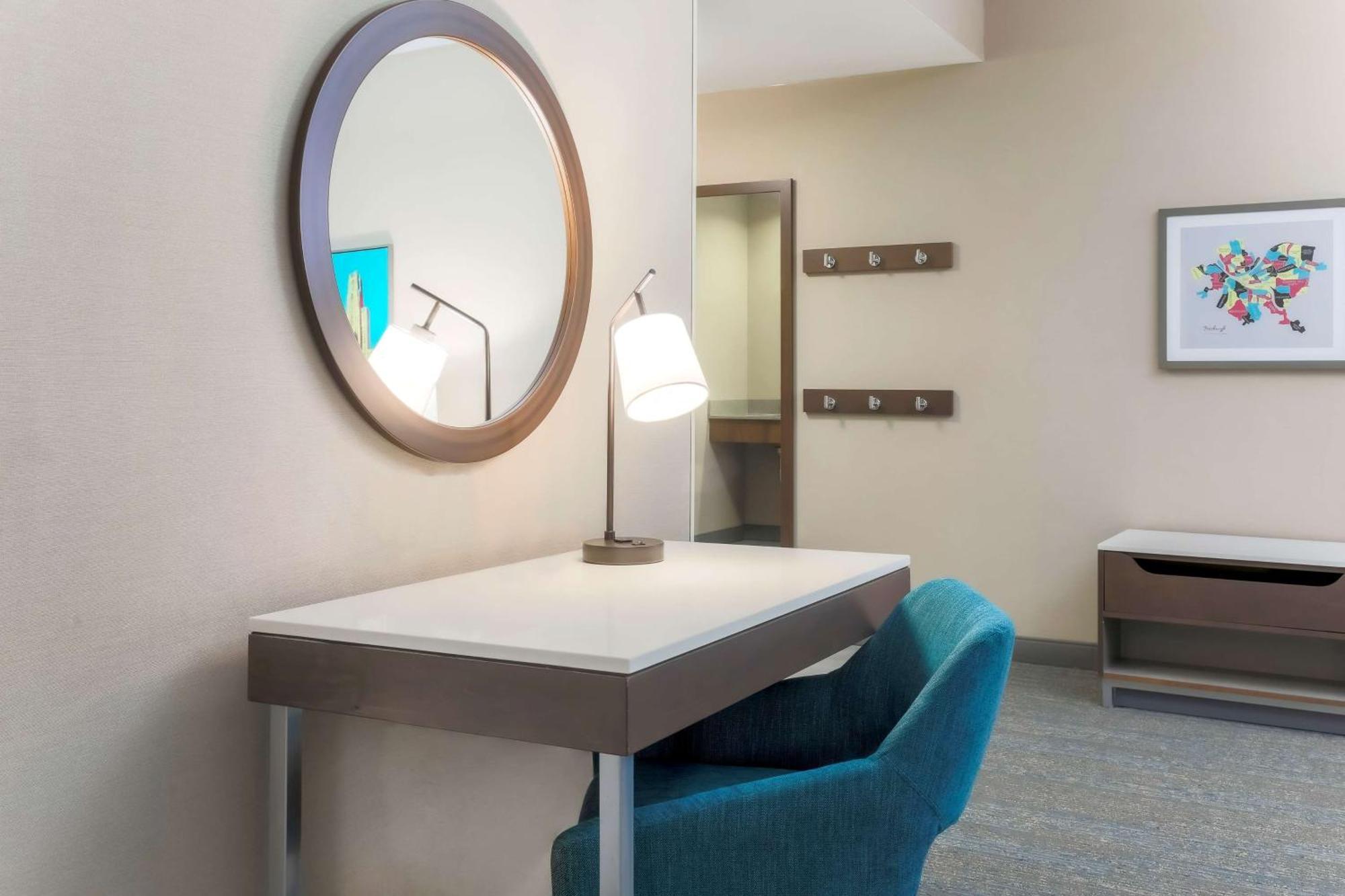 Hampton & Downtown Hotel 3*