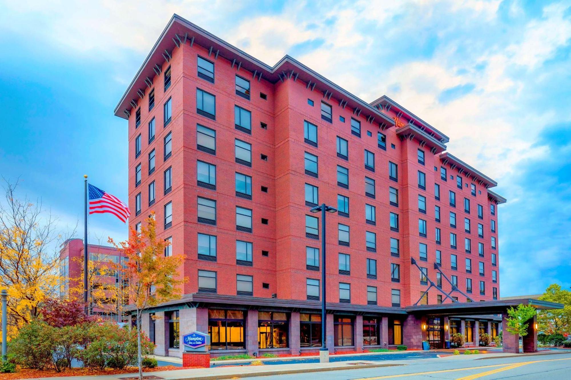 Hotel Hampton & Downtown 3*