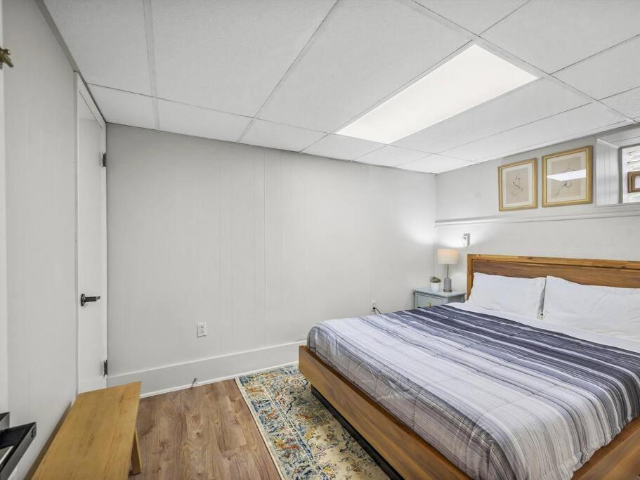 Bloomfield, Large And Accessible 3 Bedroom Apr With Free Parking