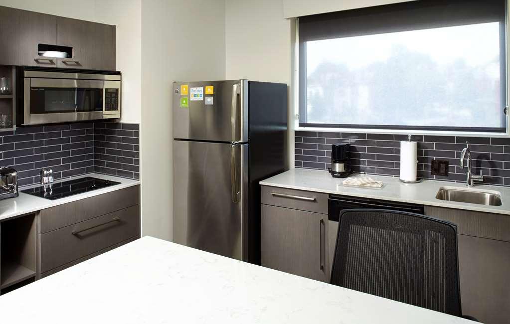Hyatt House Bloomfield Shadyside Hotel 3*