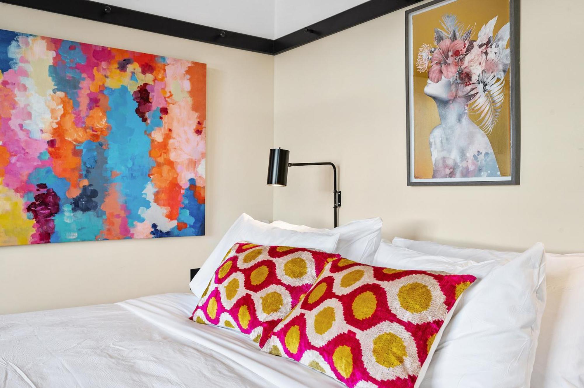 The Maverick By Kasa Hotel