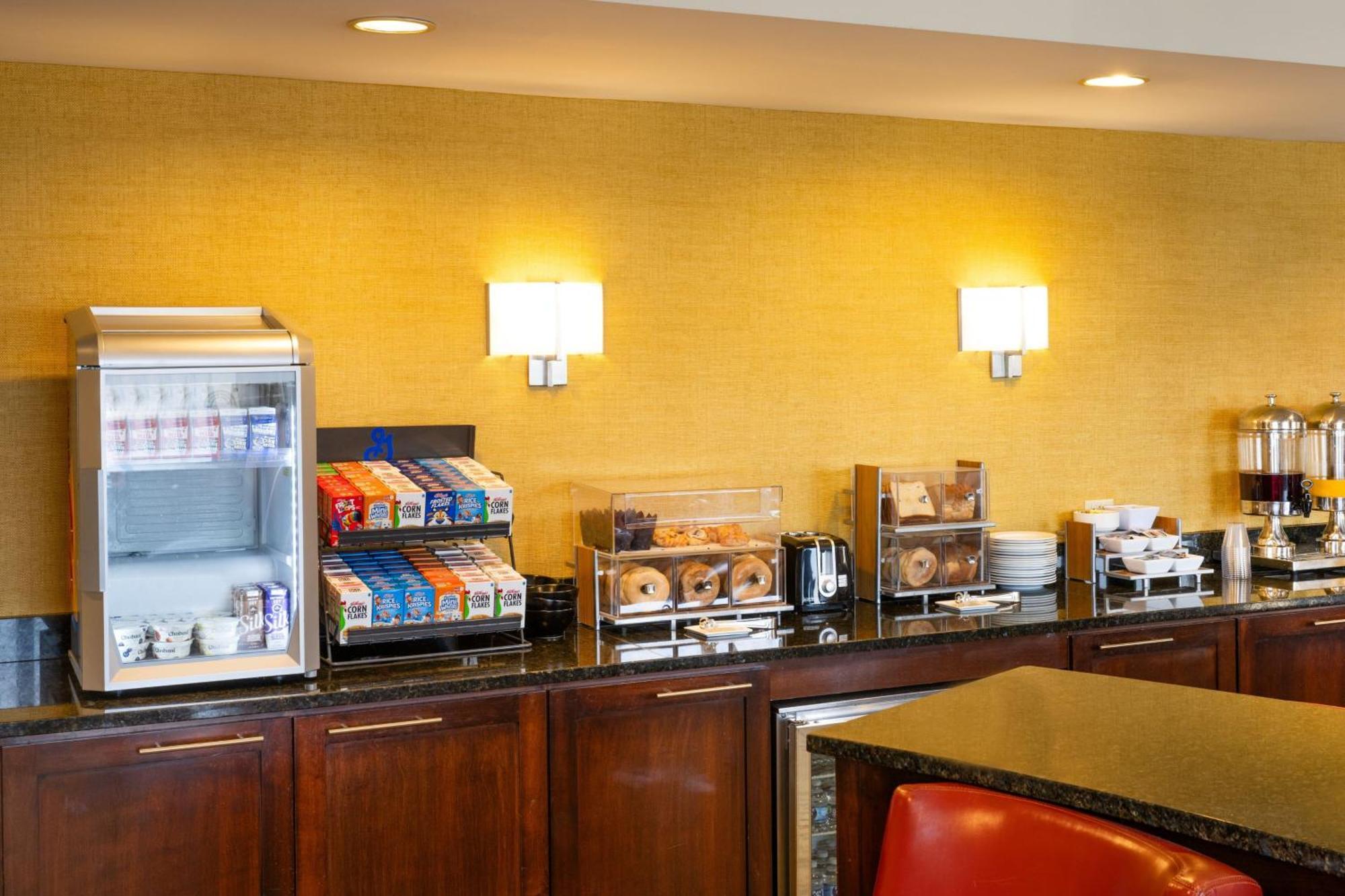 Marriott Center Hotel 4*