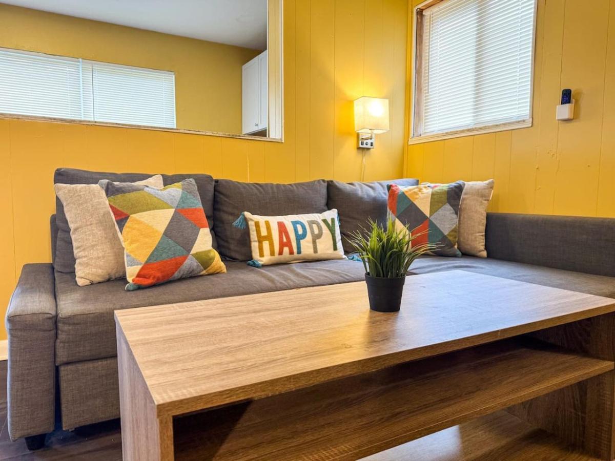 Sleeps 6 Homey 2 Bedroom With 5 Beds And Wifi Apartment Pittsburgh
