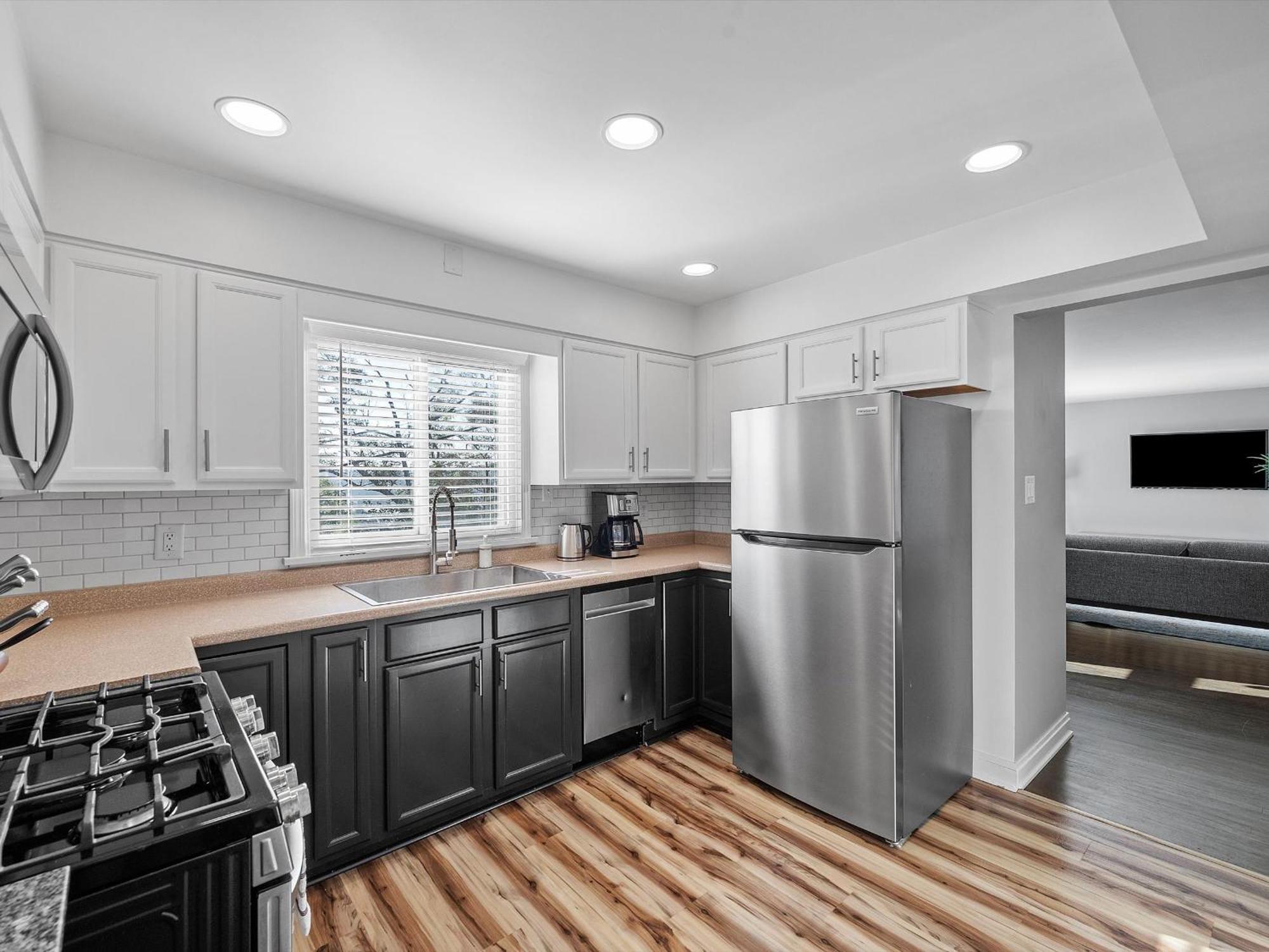 Stylish And Bright 3bd Home, Amazing Deck, Game Room, Free Parking Casa de férias Pittsburgh