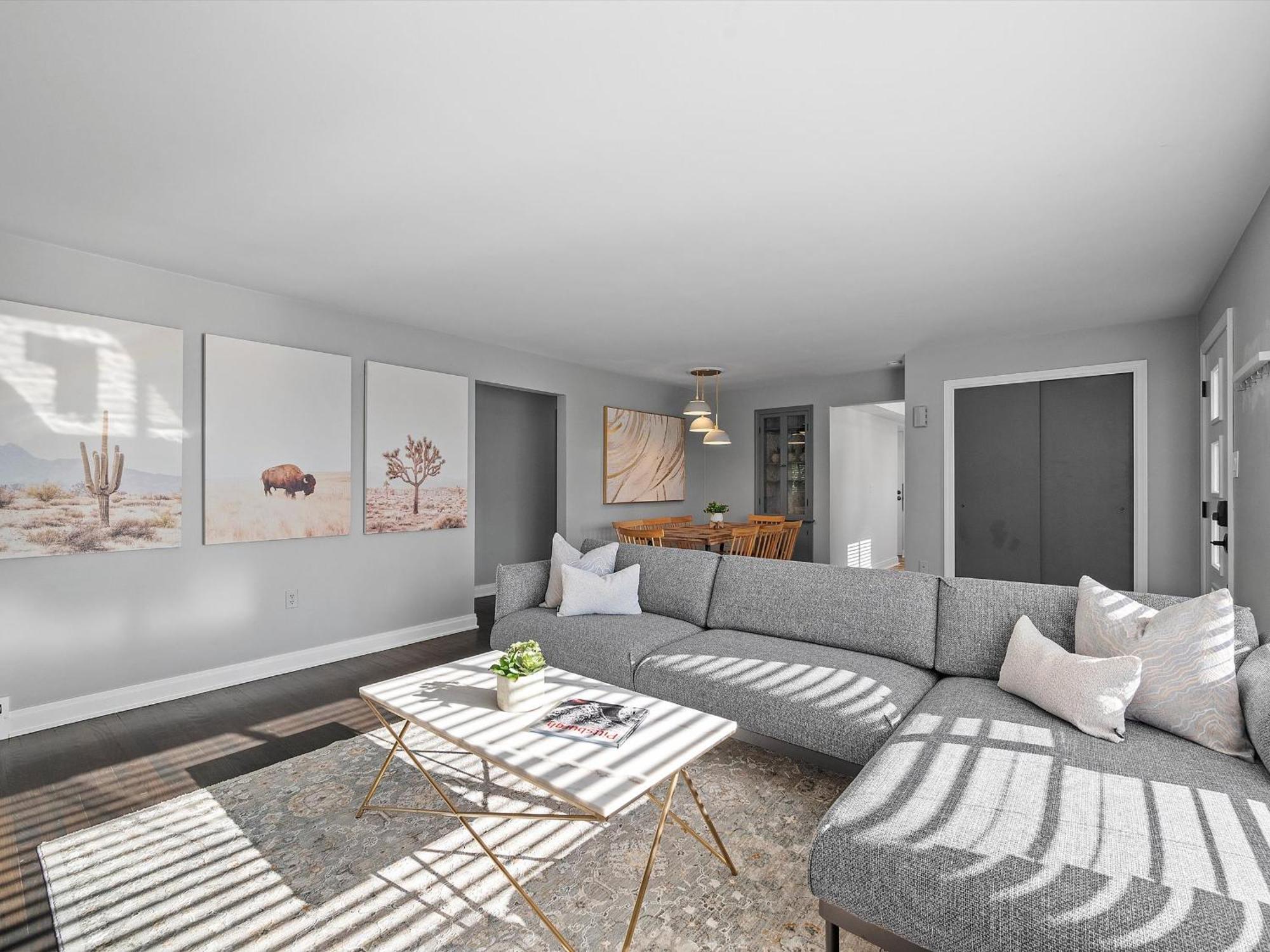 Stylish And Bright 3bd Home, Amazing Deck, Game Room, Free Parking *