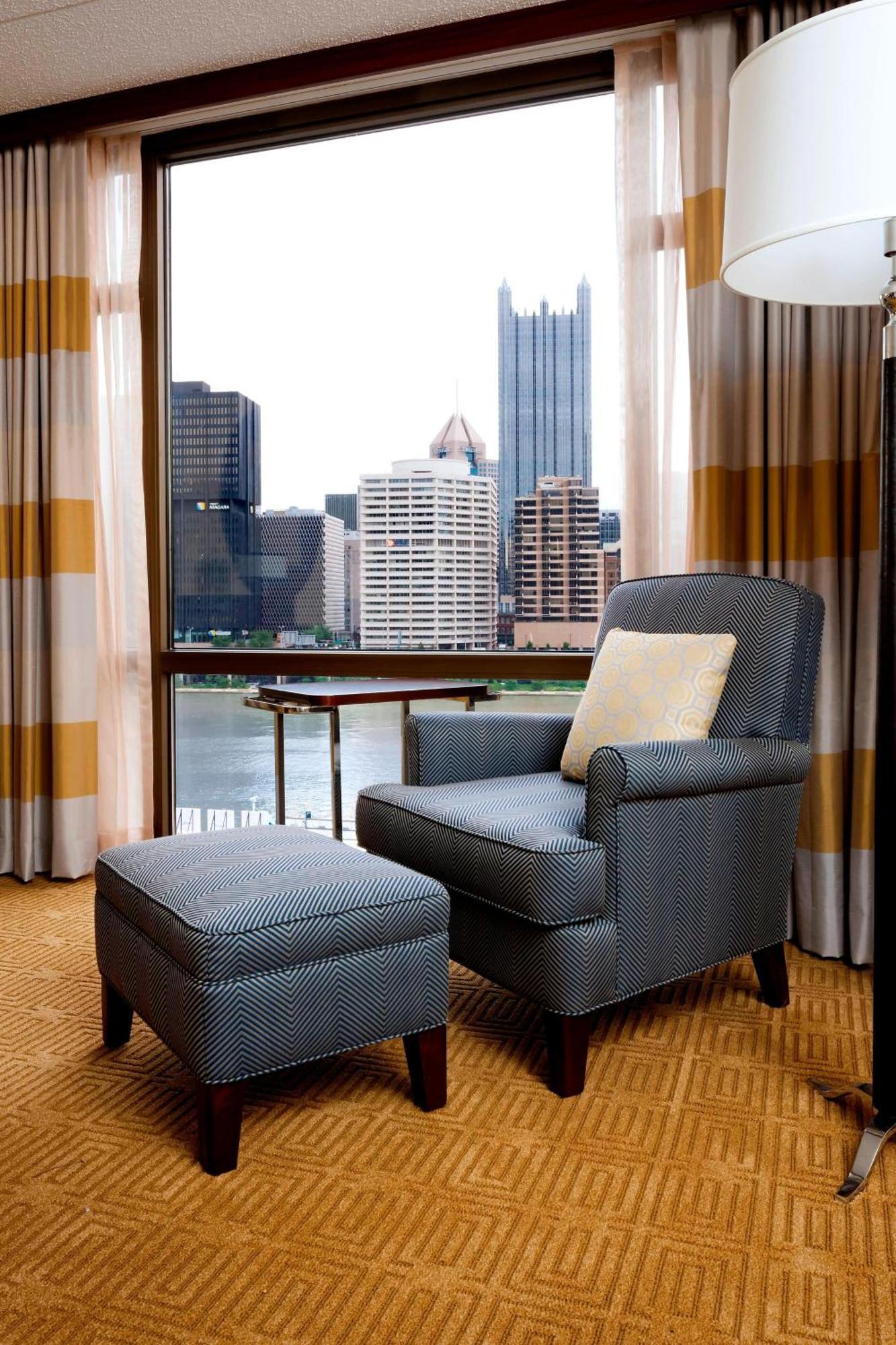 Sheraton At Station Square Hotel Pittsburgh