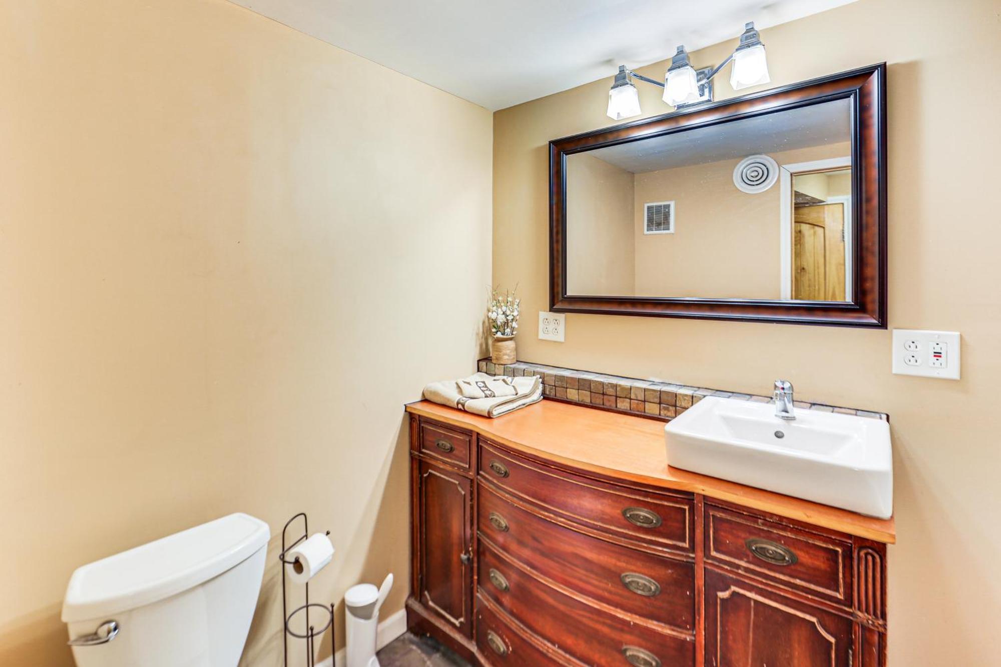 Apartment Walkable In The Heart Of Pittsburgh! Pittsburgh