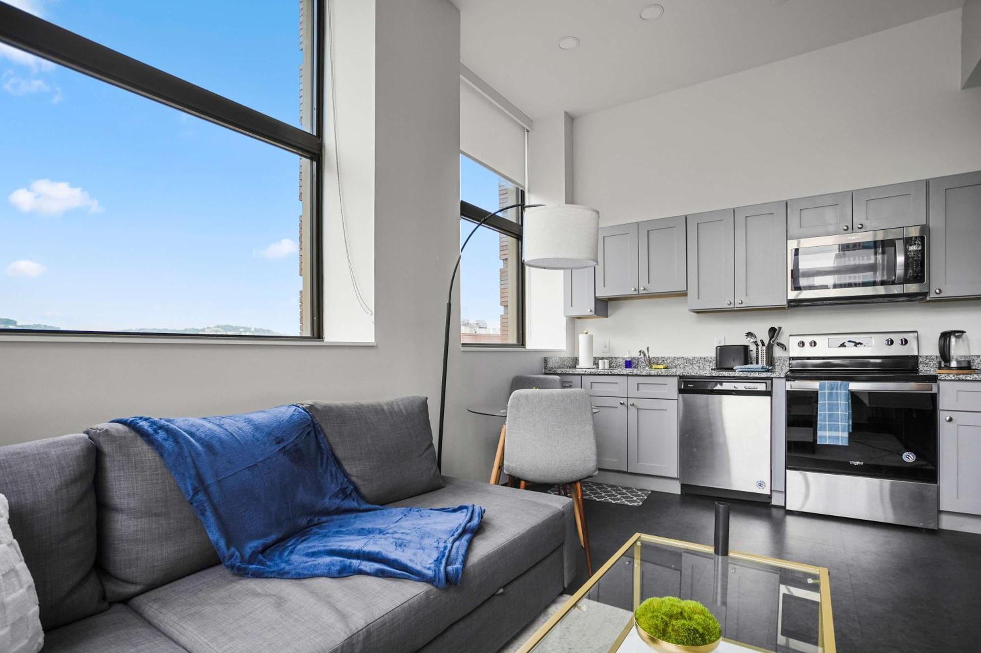 Cozysuites Modern 1br In Downtown Pitts 12 * Pittsburgh